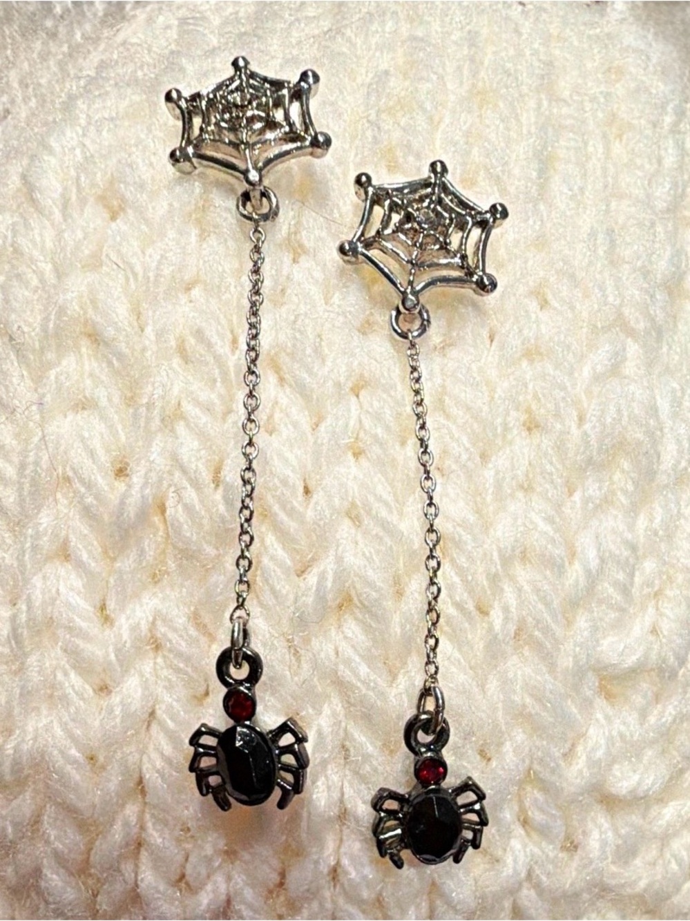 AVON Studio 1886 Web Spider Earrings